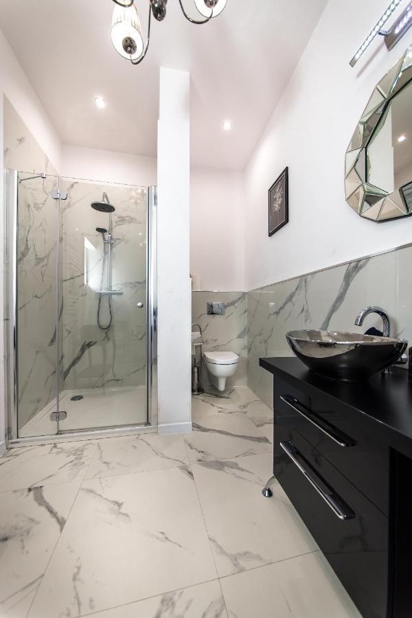 Moonlight Apartament Zielona Gora  Ngoại thất bức ảnh
